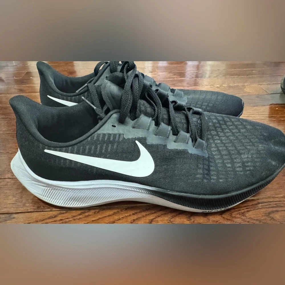 Nike Air Zoom Pegasus 37 Black White Mens Running Shoe Sz 12 Lightweight Sneaker